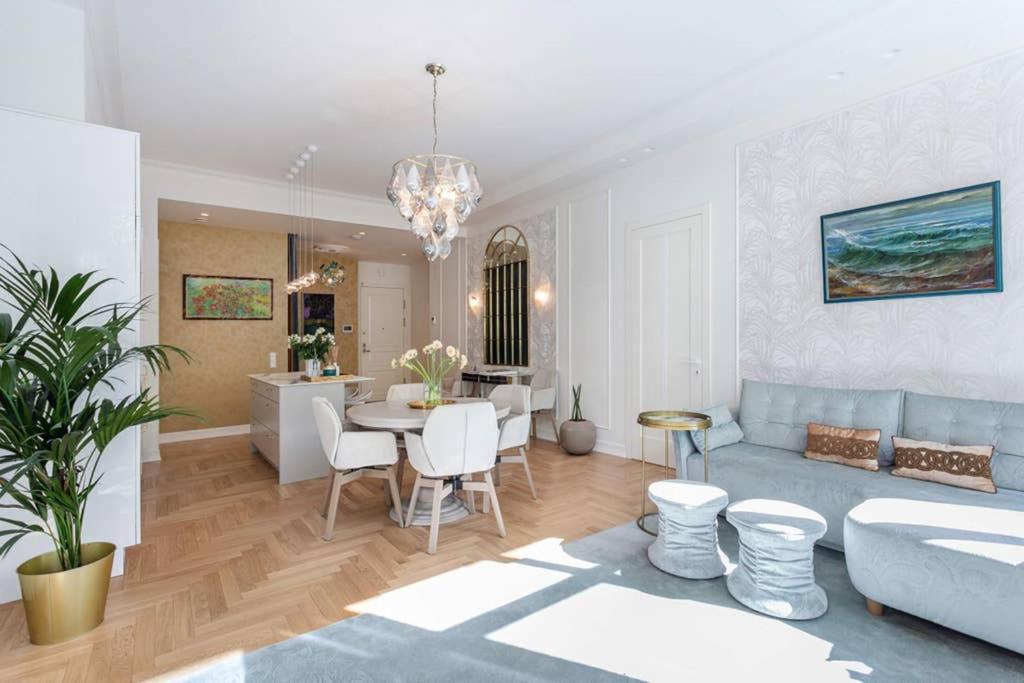 Jogailos Residence Peaceful Old Town Luxury 3 Bdr, 2 Bthr, Free Garage, Top-Speed Wifi Vilna Exterior foto